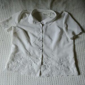 Vintage White Scalloped Short Sleeve Blouse